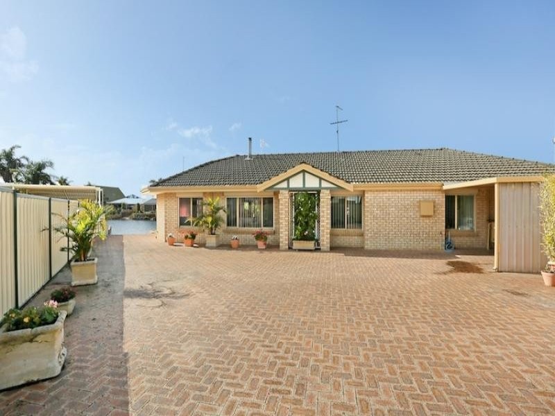 32 Woolah Place, South Yunderup WA 6208