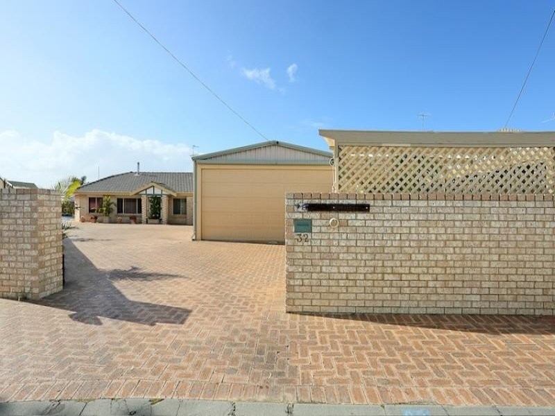 32 Woolah Place, South Yunderup WA 6208