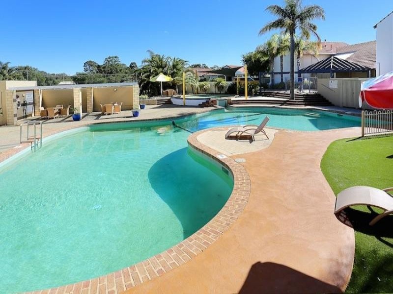 29/1 Lakes Crescent, South Yunderup WA 6208