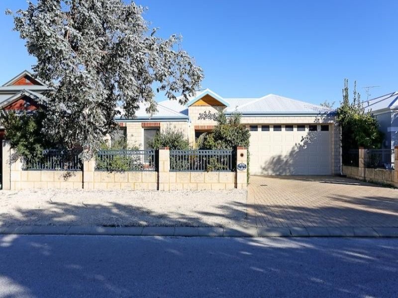 18 Tasman Loop, Dudley Park WA 6210