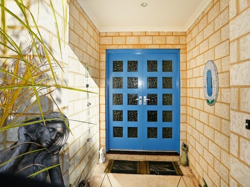 18 Tasman Loop, Dudley Park WA 6210