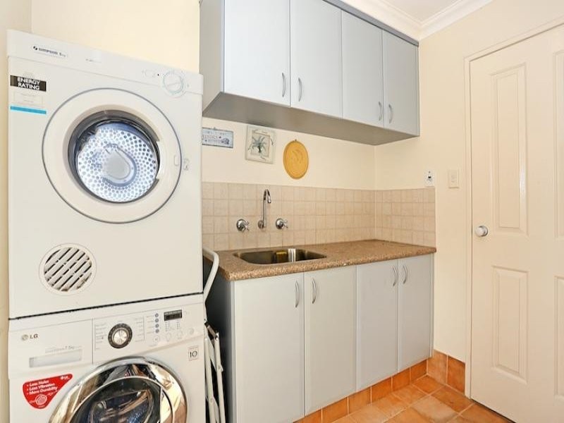 18 Tasman Loop, Dudley Park WA 6210