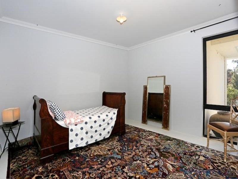 64 Thomasfield Place, Ravenswood WA 6208