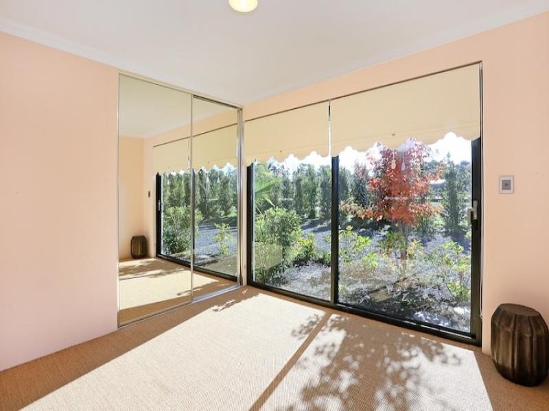 64 Thomasfield Place, Ravenswood WA 6208