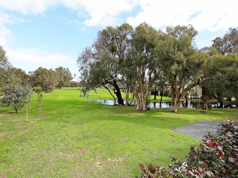 64 Thomasfield Place, Ravenswood WA 6208