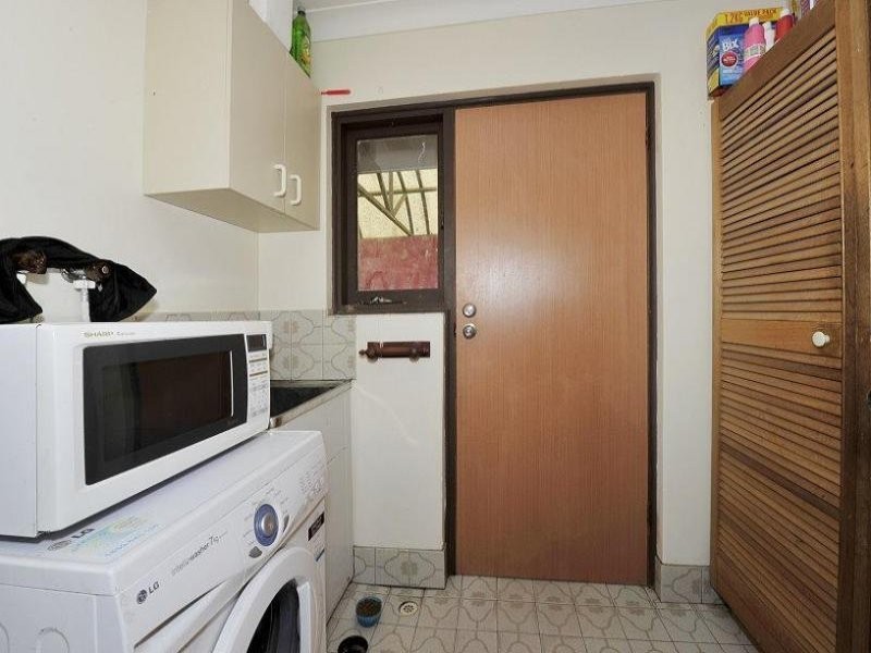 5 Arundel Drive, Halls Head WA 6210
