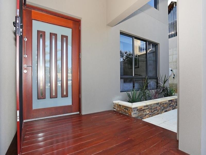 19 Northport Boulevard, Wannanup WA 6210