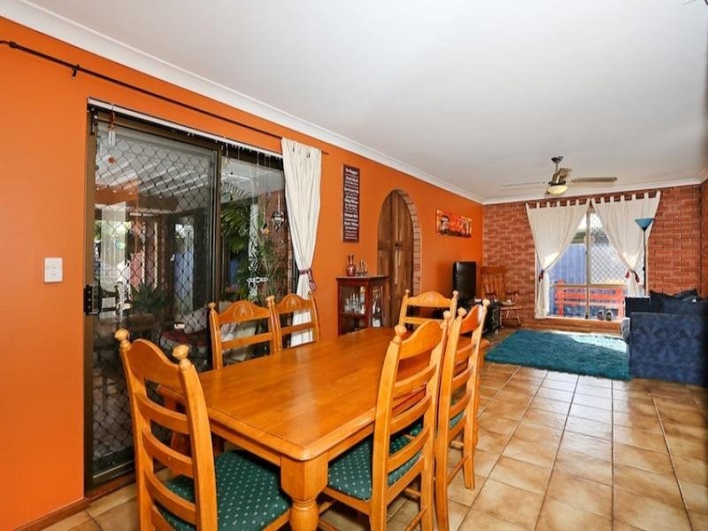 4 Yelta Street, Greenfields WA 6210