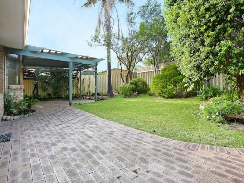 9 Seawind Drive, Silver Sands WA 6210