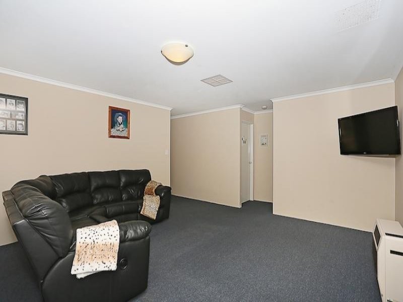 29 Albina Chase, Lakelands WA 6180