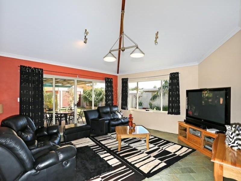 3 Pennington Gardens, Erskine WA 6210