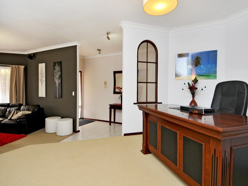 6 Woodsong Close, Falcon WA 6210