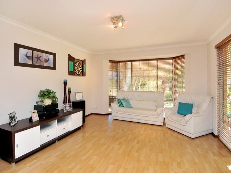 6 Woodsong Close, Falcon WA 6210