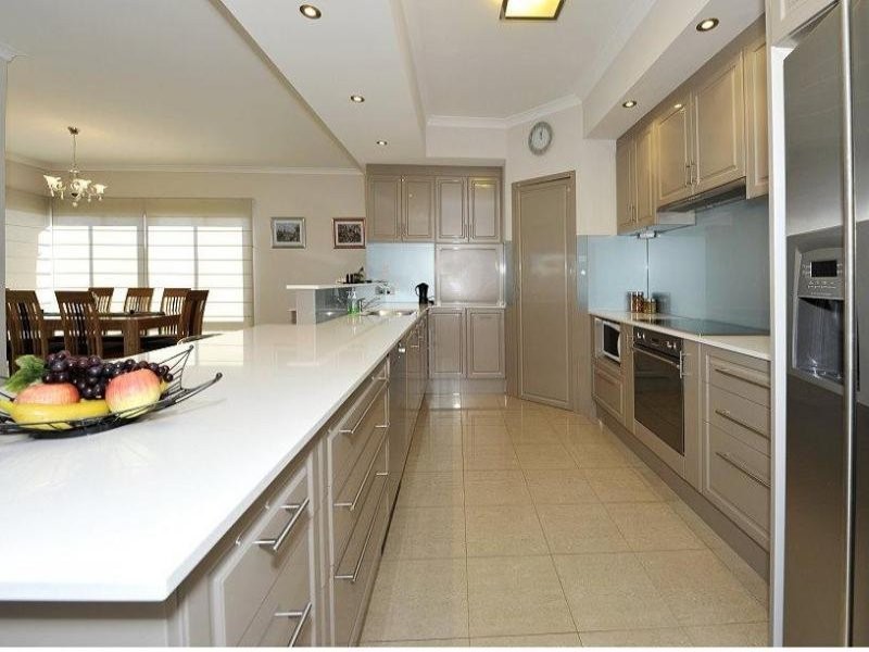 14 Tasman Loop, Dudley Park WA 6210