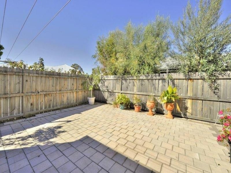 121 Darwin Terrace, Dudley Park WA 6210