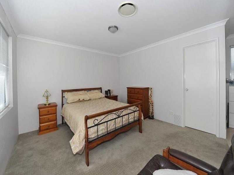 121 Darwin Terrace, Dudley Park WA 6210
