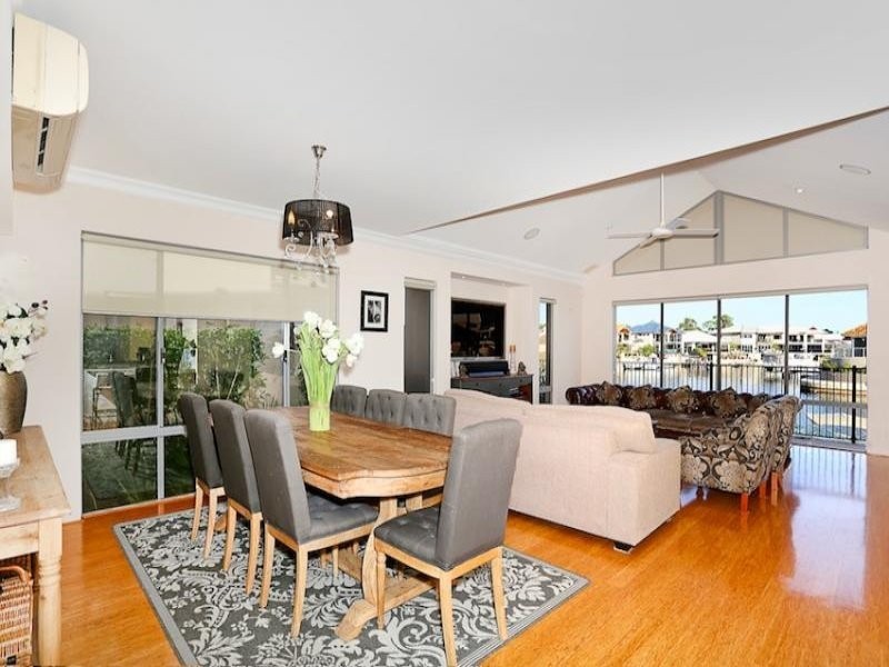 36 Leisure Way, Halls Head WA 6210