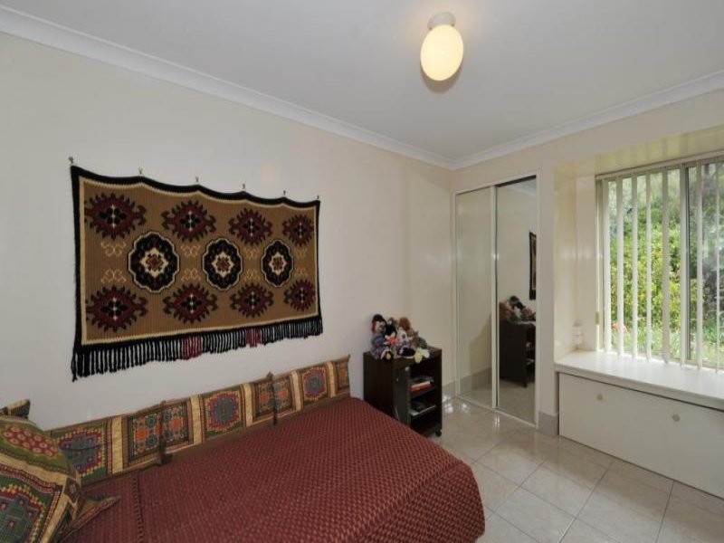 3 Redhill Place, Greenfields WA 6210