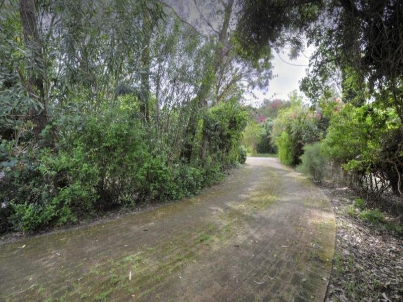 3 Redhill Place, Greenfields WA 6210