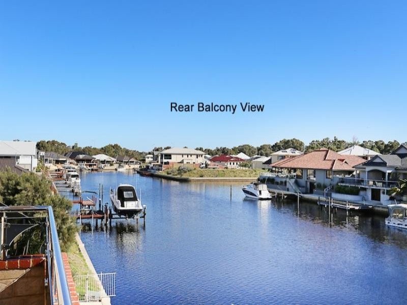 43 Leisure Way, Halls Head WA 6210