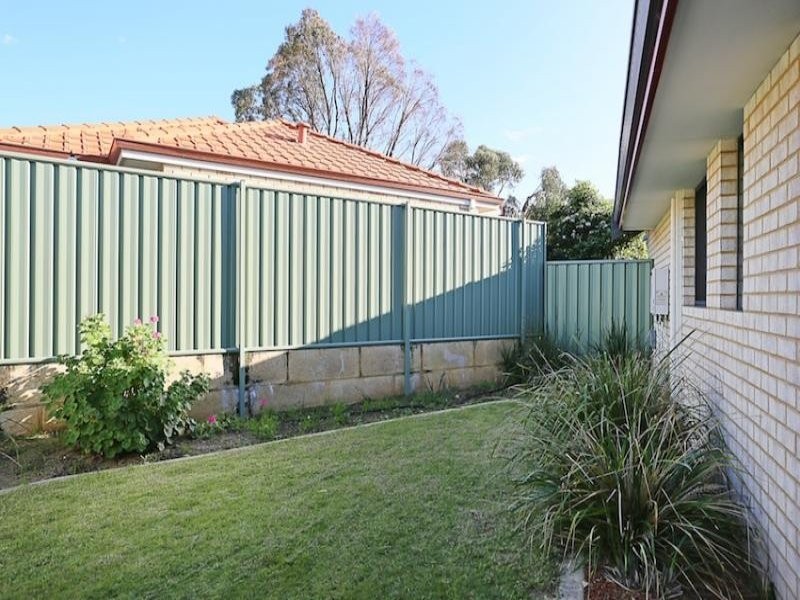 30 Saffron Loop, Falcon WA 6210