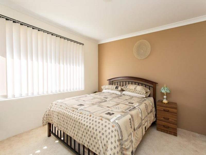 14 Chatsworth Drive, Erskine WA 6210