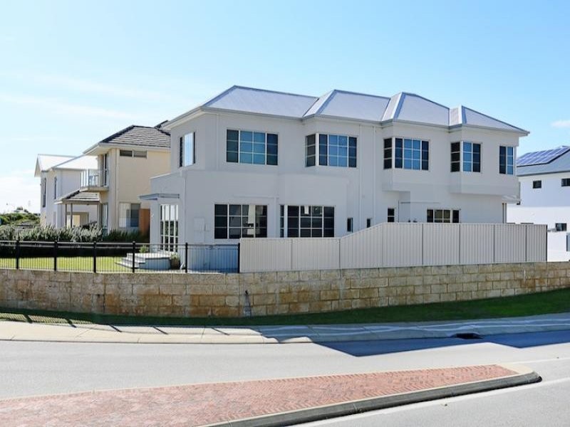 17 Abeona Parade, Madora Bay WA 6210