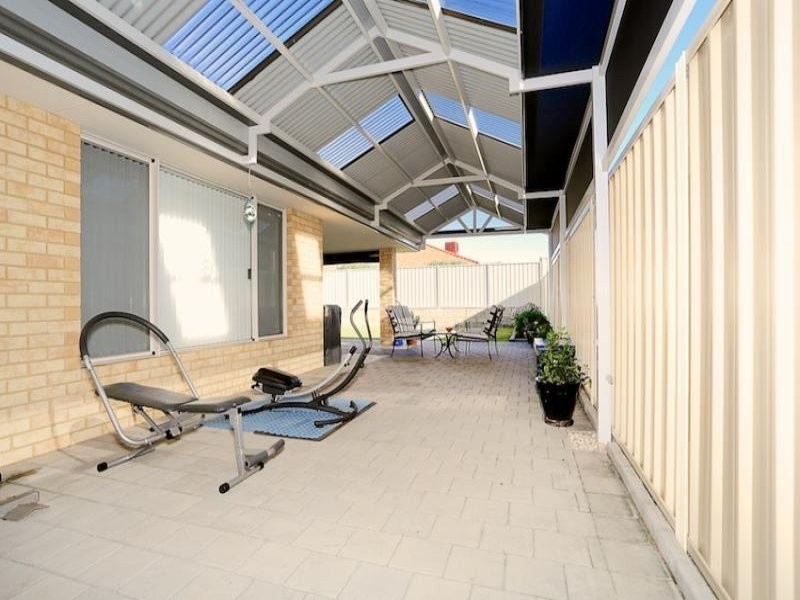 3 Harvest Chase, Madora Bay WA 6210