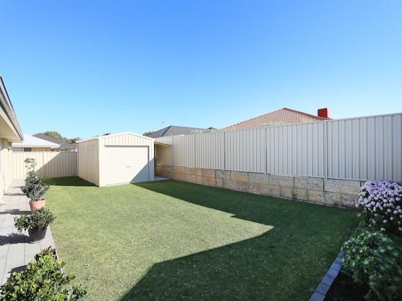 3 Harvest Chase, Madora Bay WA 6210