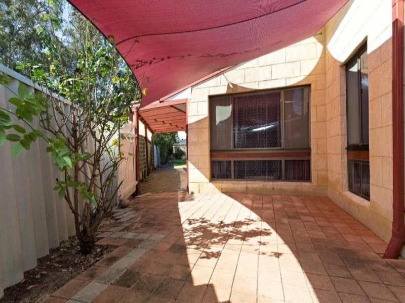 1 Nairn Road, Coodanup WA 6210