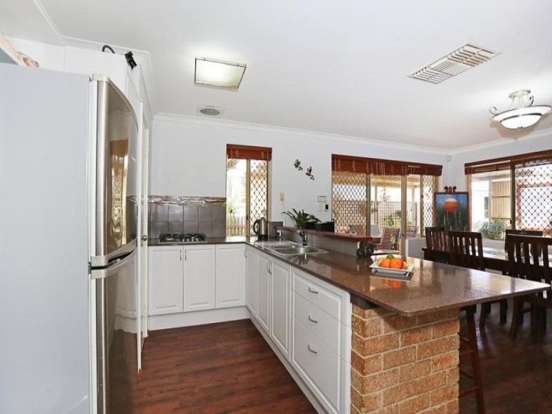 97 Murdoch Drive, Greenfields WA 6210