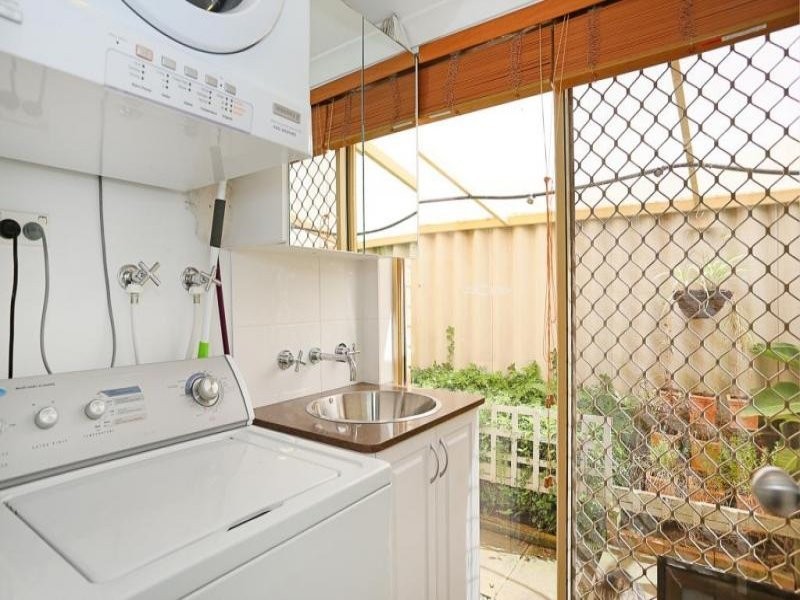 97 Murdoch Drive, Greenfields WA 6210