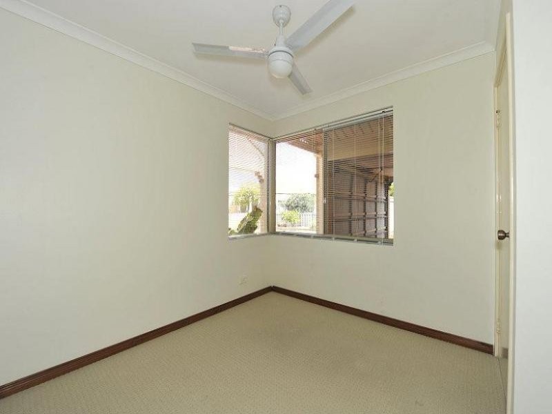 14 Cuvier Place, San Remo WA 6210