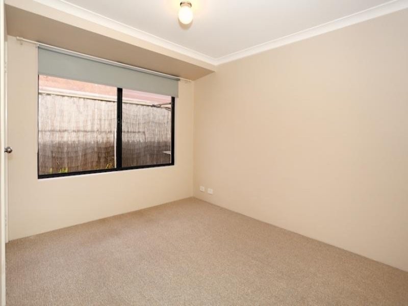 5 Jurrell Street, Mandurah WA 6210