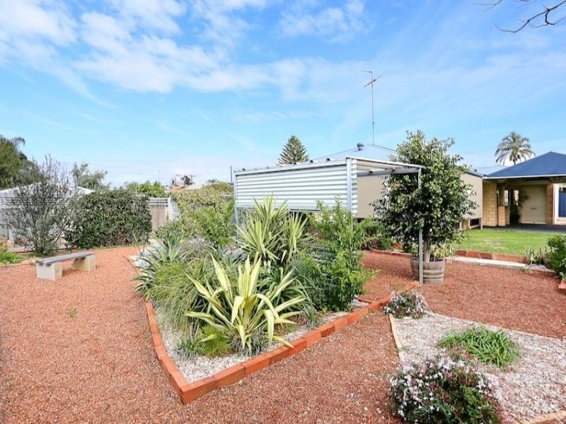 5 Jurrell Street, Mandurah WA 6210