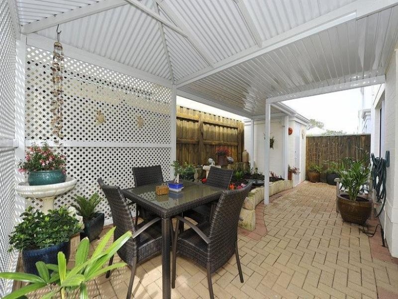 3/3 Leslie Street, Dudley Park WA 6210