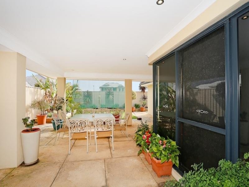 21 Abercrombie Rise, Madora Bay WA 6210