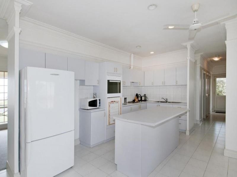 35 Orestes Street, San Remo WA 6210