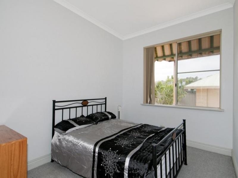 35 Orestes Street, San Remo WA 6210