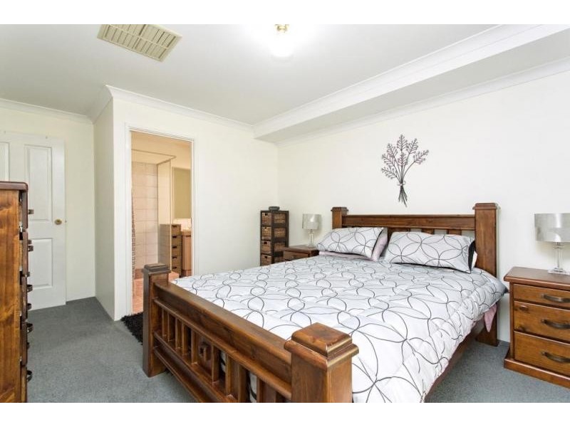7 Appressa Place, Greenfields WA 6210