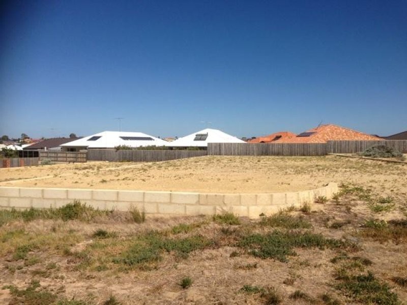 48 Boardwalk Boulevard, Halls Head WA 6210