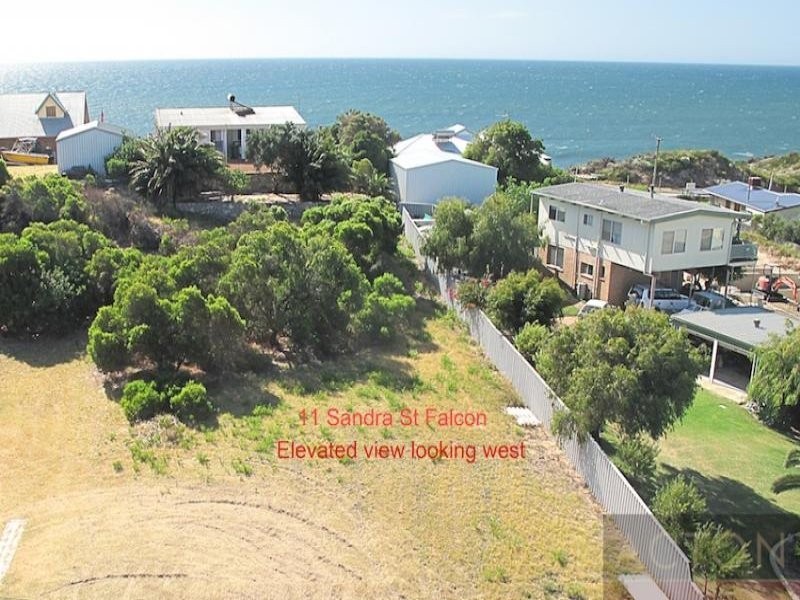 11 Sandra Street, Falcon WA 6210