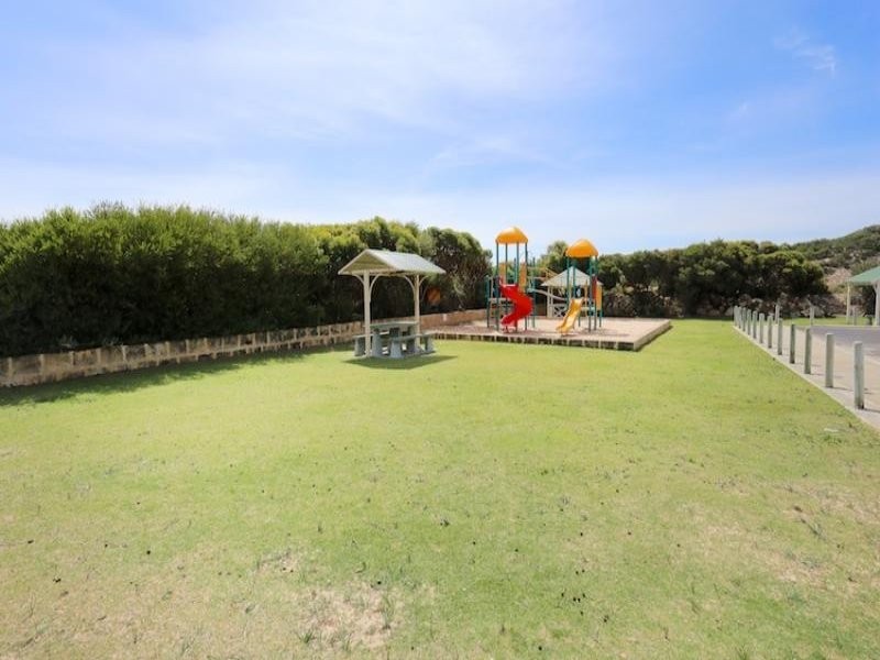 11 Beachcast Close, Preston Beach WA 6215