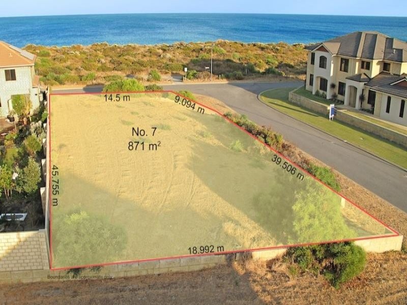 7 Abeona Parade, Madora Bay WA 6210