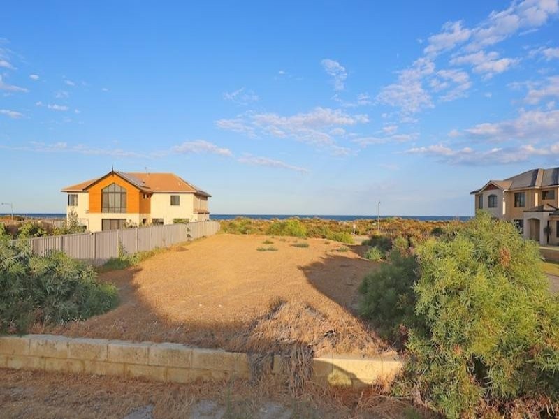 7 Abeona Parade, Madora Bay WA 6210