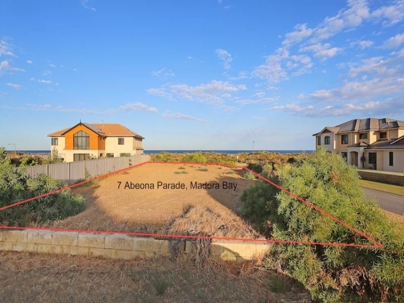 7 Abeona Parade, Madora Bay WA 6210