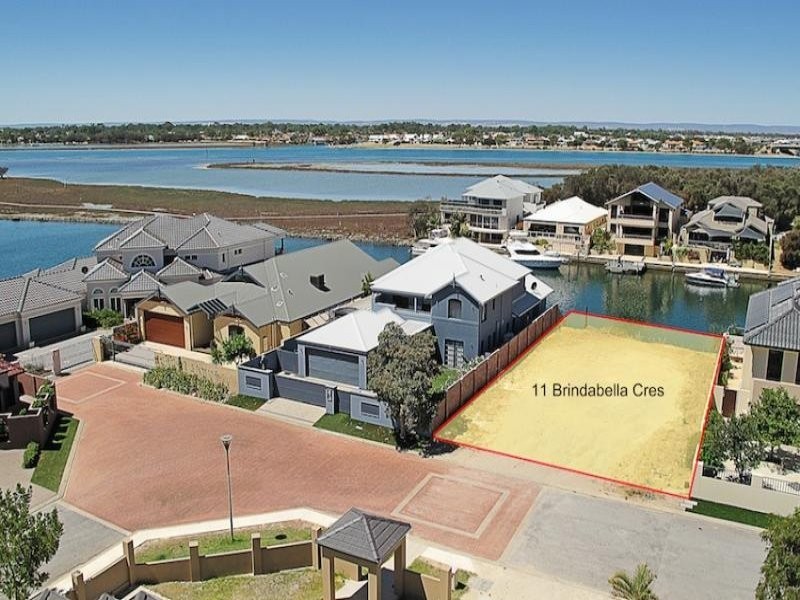 11 Brindabella Crescent, Halls Head WA 6210