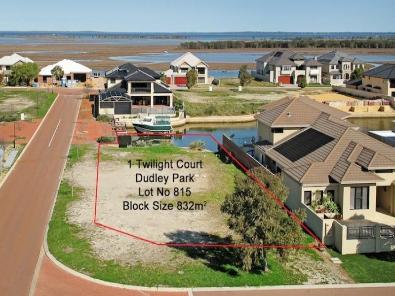 1 Twilight Court, Dudley Park WA 6210
