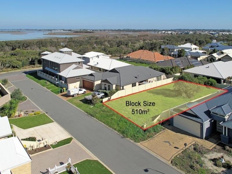 5 Nankeen Approach, Dudley Park WA 6210