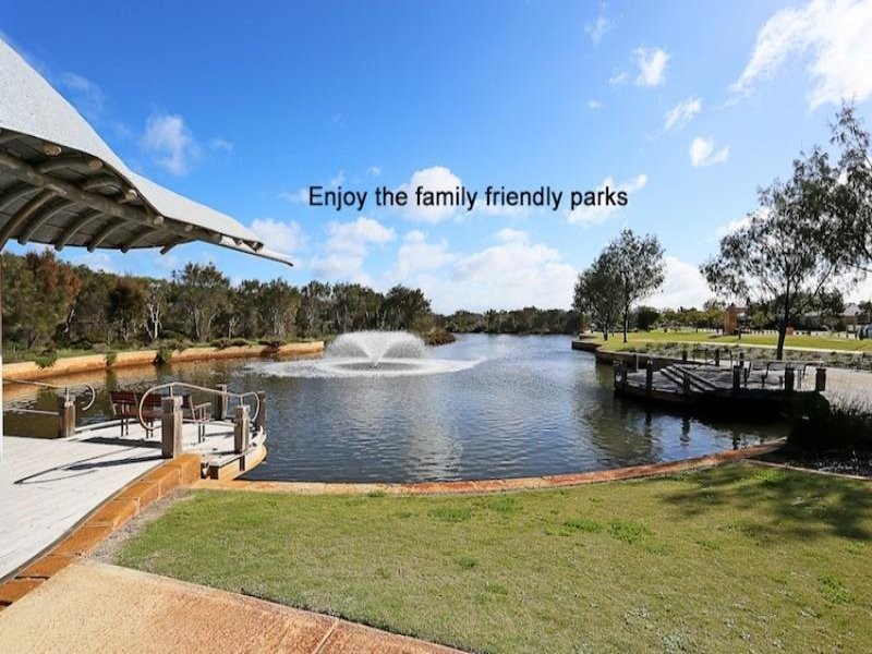 5 Nankeen Approach, Dudley Park WA 6210